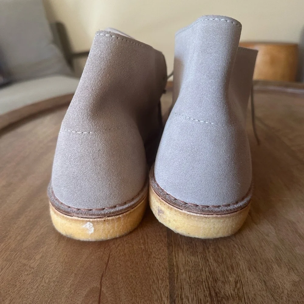Clarks Mens Chukka Desert Boots Round Toe Lace Up Crepe Sole Preppy Tan Size 12M